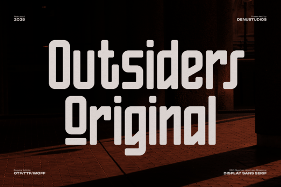 Outsiders Original: A Bold Display Font for Makers